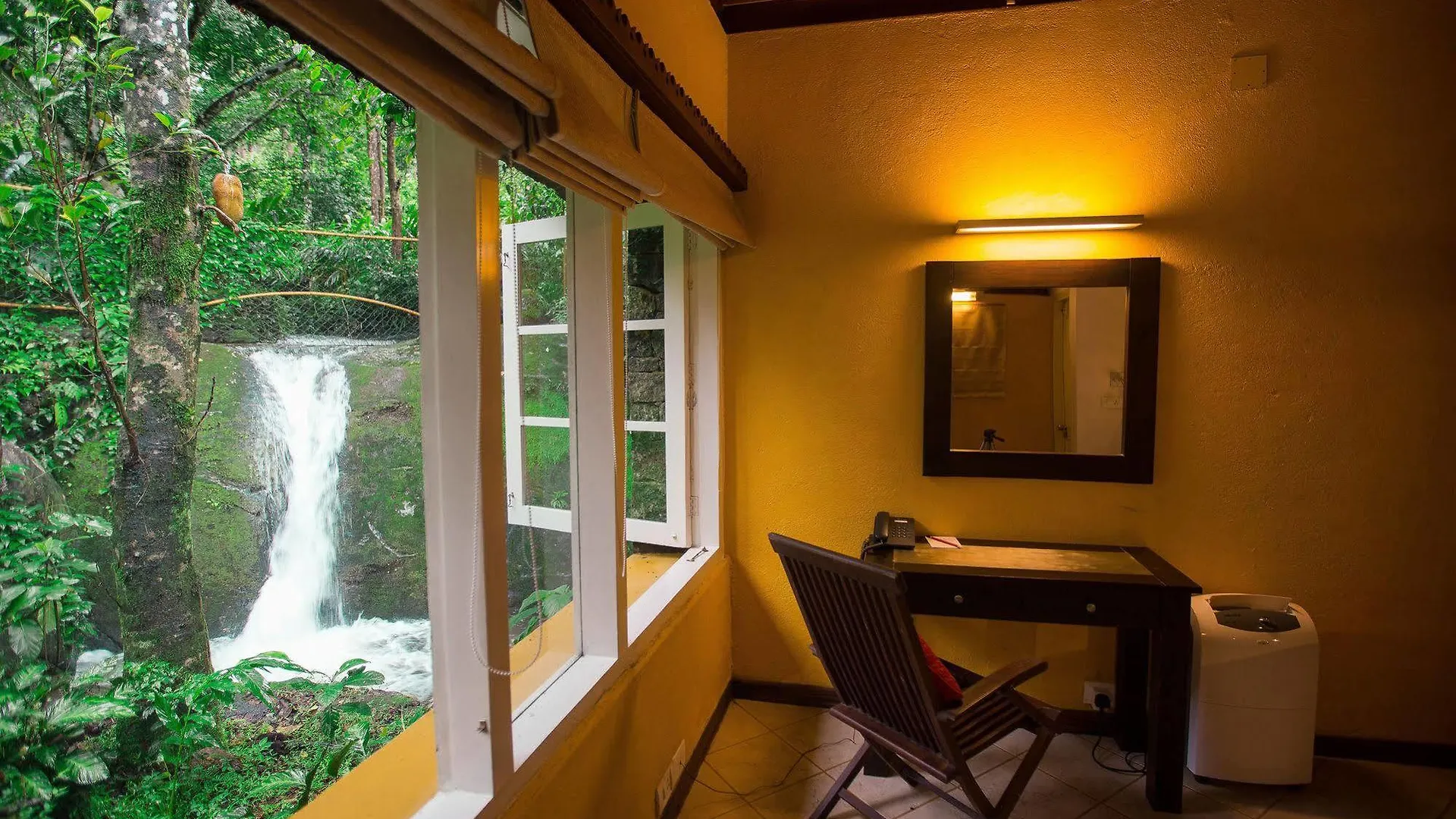 Kumily Mayapott Bungalow 3*,  הודו